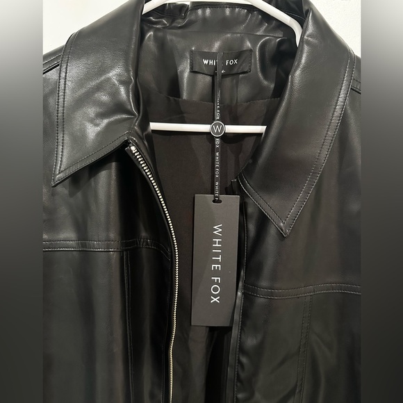 White Fox Bomber Jacket Black - Picture 3 of 6